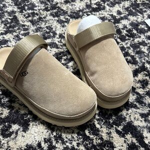 UGG Kids Beige Suede Slip-On Clog with Strap